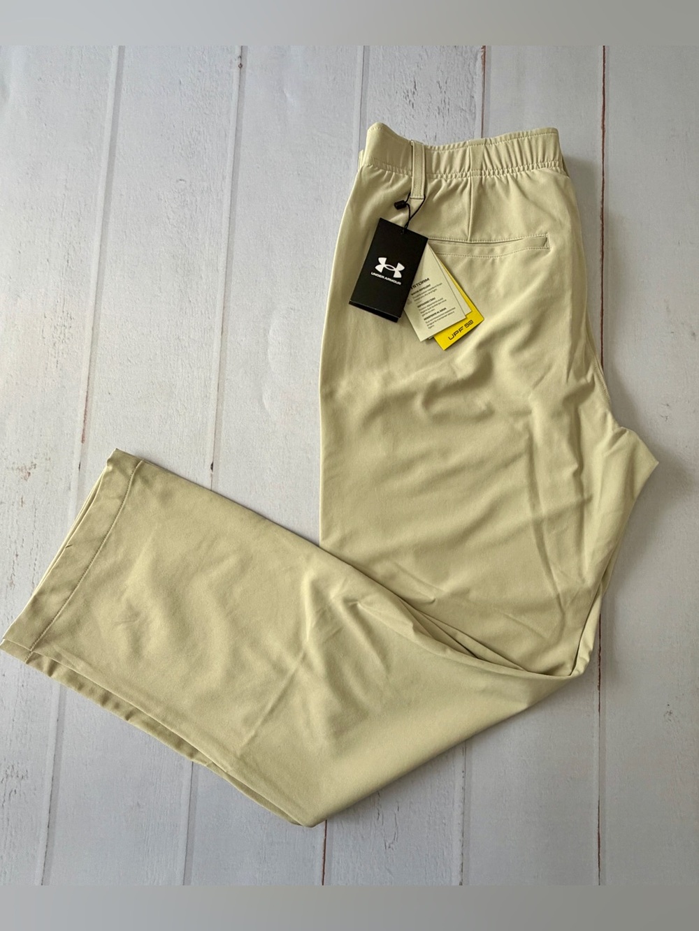 NWT Under Armour Golf Pants Mens 34x30 Khaki Straight Fit Stretch Performance - Picture 3 of 10